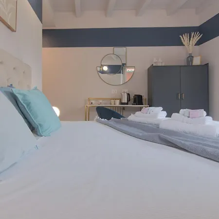 Privatunterkunft 2 Min - Near The Station - Wifi And Ac Mandello del Lario
