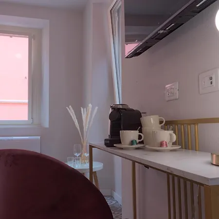 2 Min - Near The Station - Wifi And Ac Privatunterkunft *